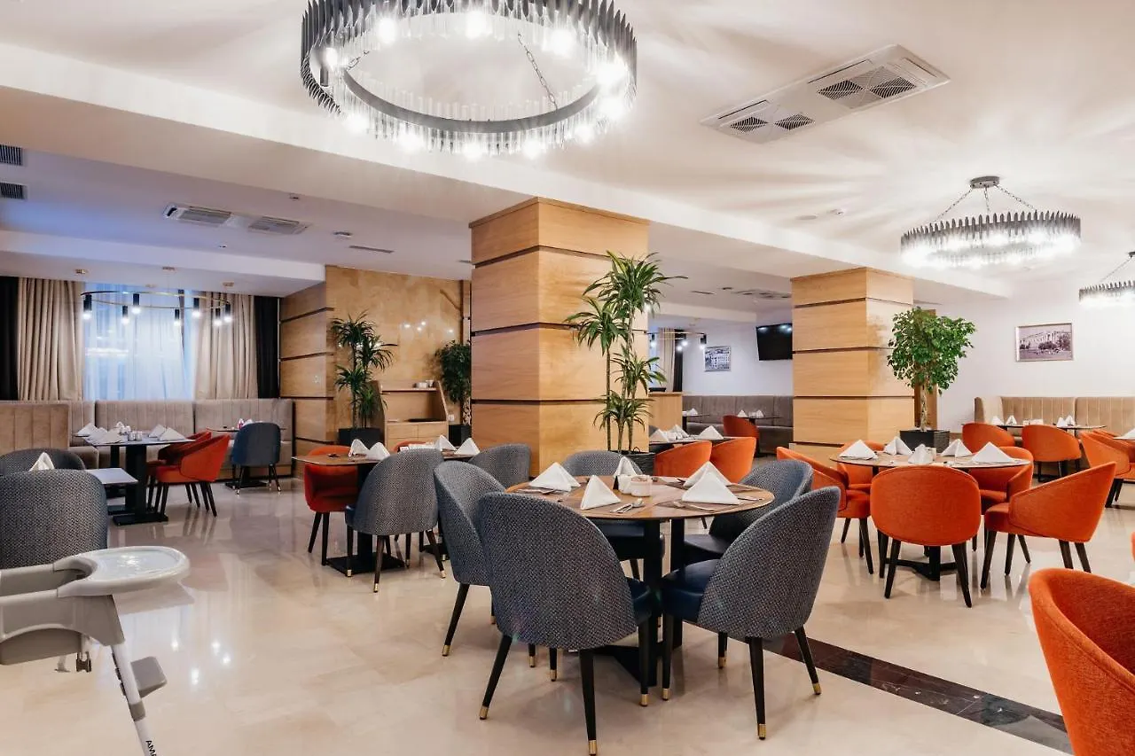 Hotel Ramada By Wyndham Astana