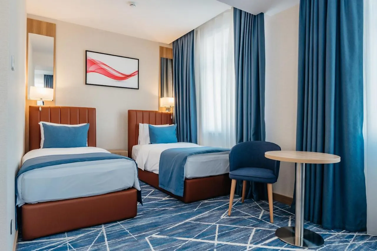 Hotel Ramada By Wyndham Astana