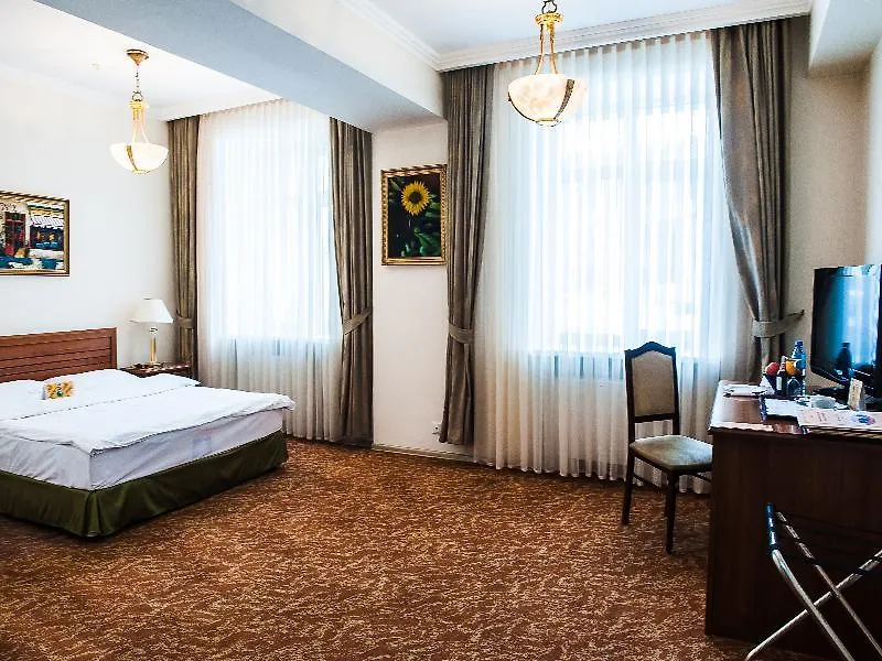 Hotel Ramada By Wyndham Astana